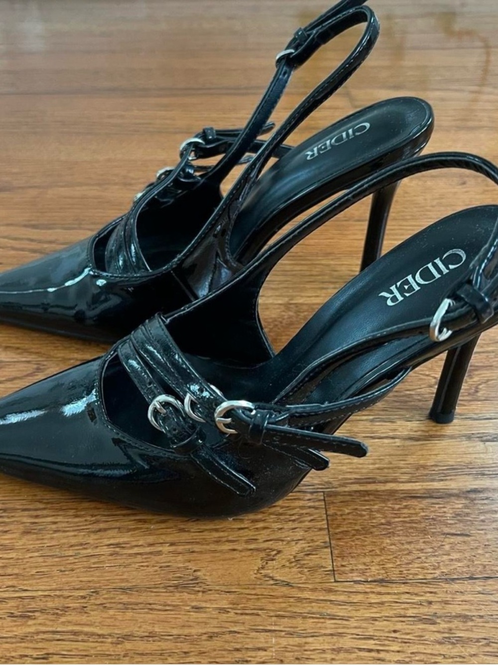 Pointed Toe Slingback Heels - Picture 3 of 5
